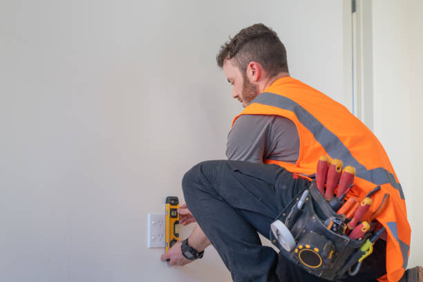 Best Affordable Emergency Electrician  in Munroe Falls, OH